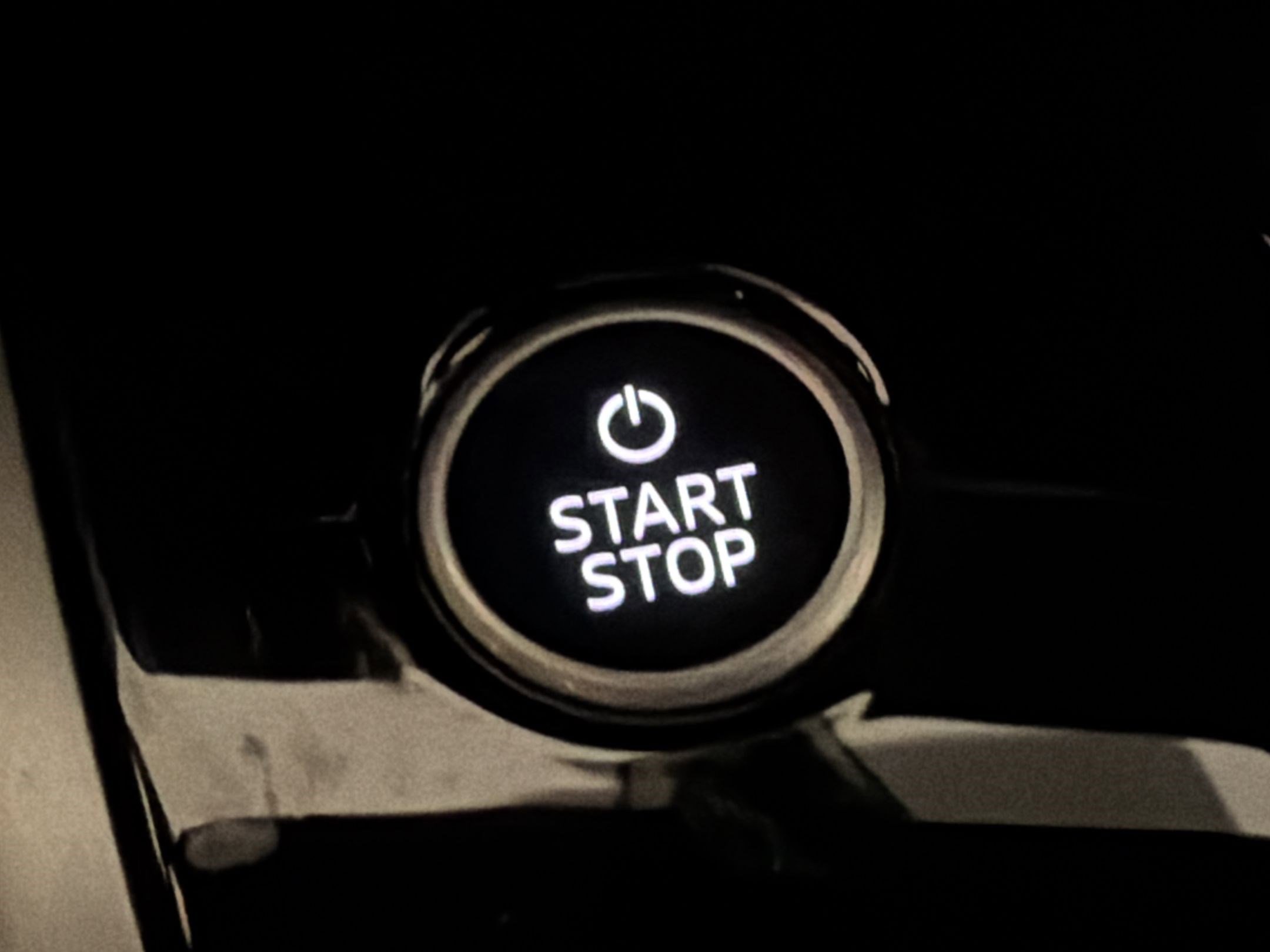 Certified 2023 Audi Q4 e-tron Prestige image 25