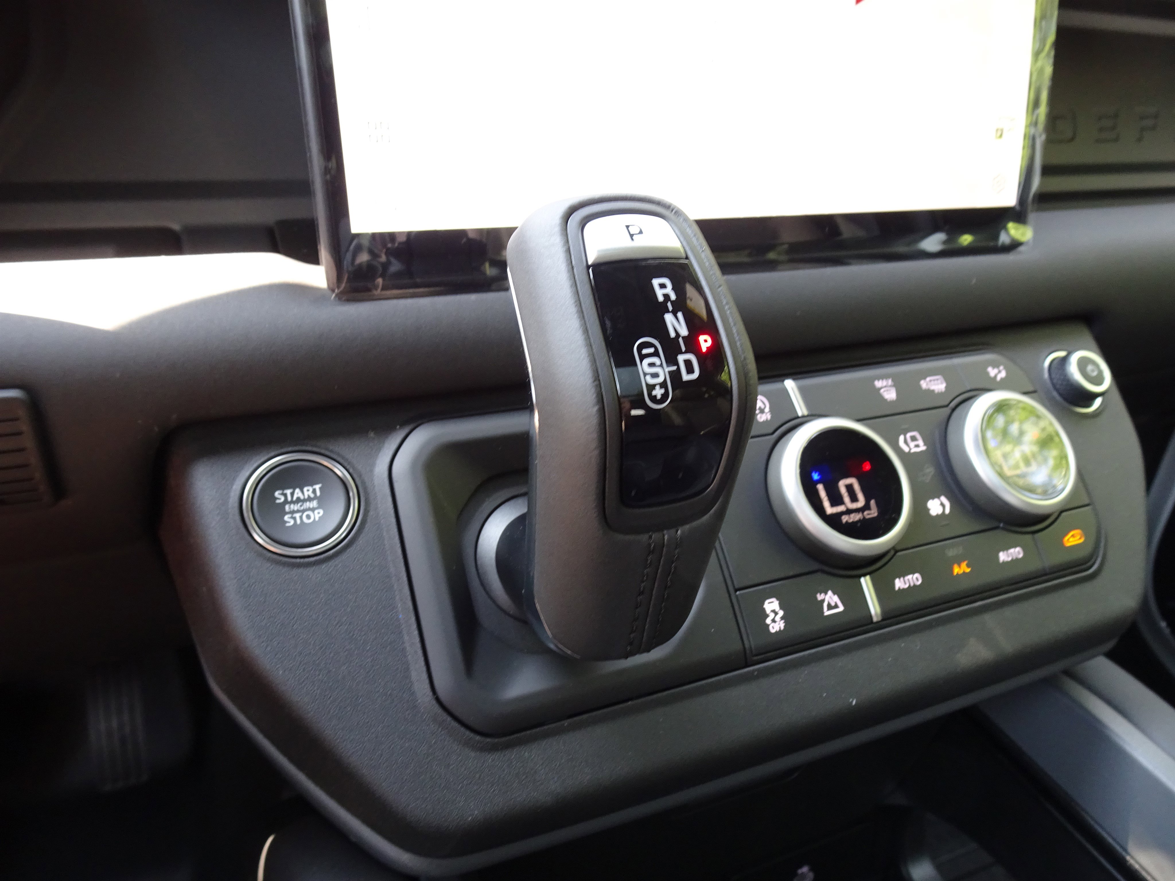 New 2025 Land Rover Defender 110 S image 14