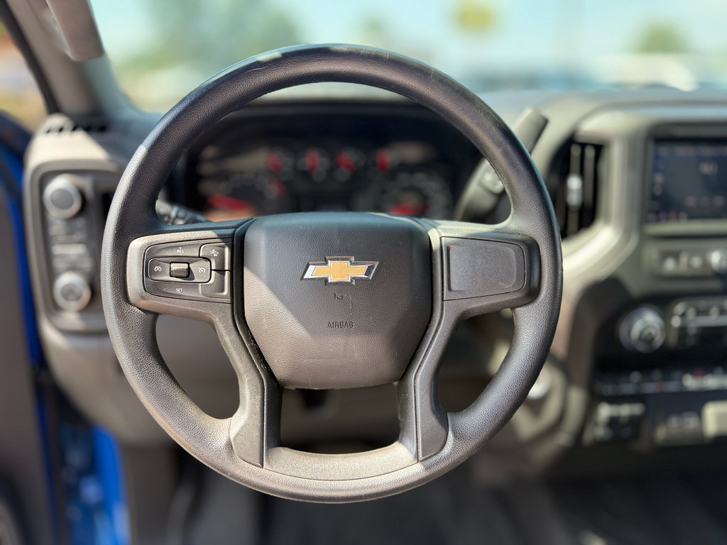 Used 2025 Chevrolet Silverado 1500 Custom AWD/4WD image 32