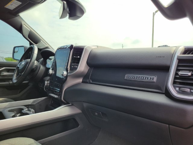 Used 2023 RAM 1500 Big Horn AWD/4WD image 32