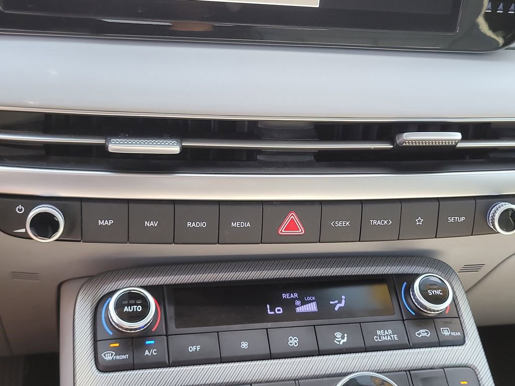 Used 2024 Hyundai Palisade SEL w/ Premium Package image 25