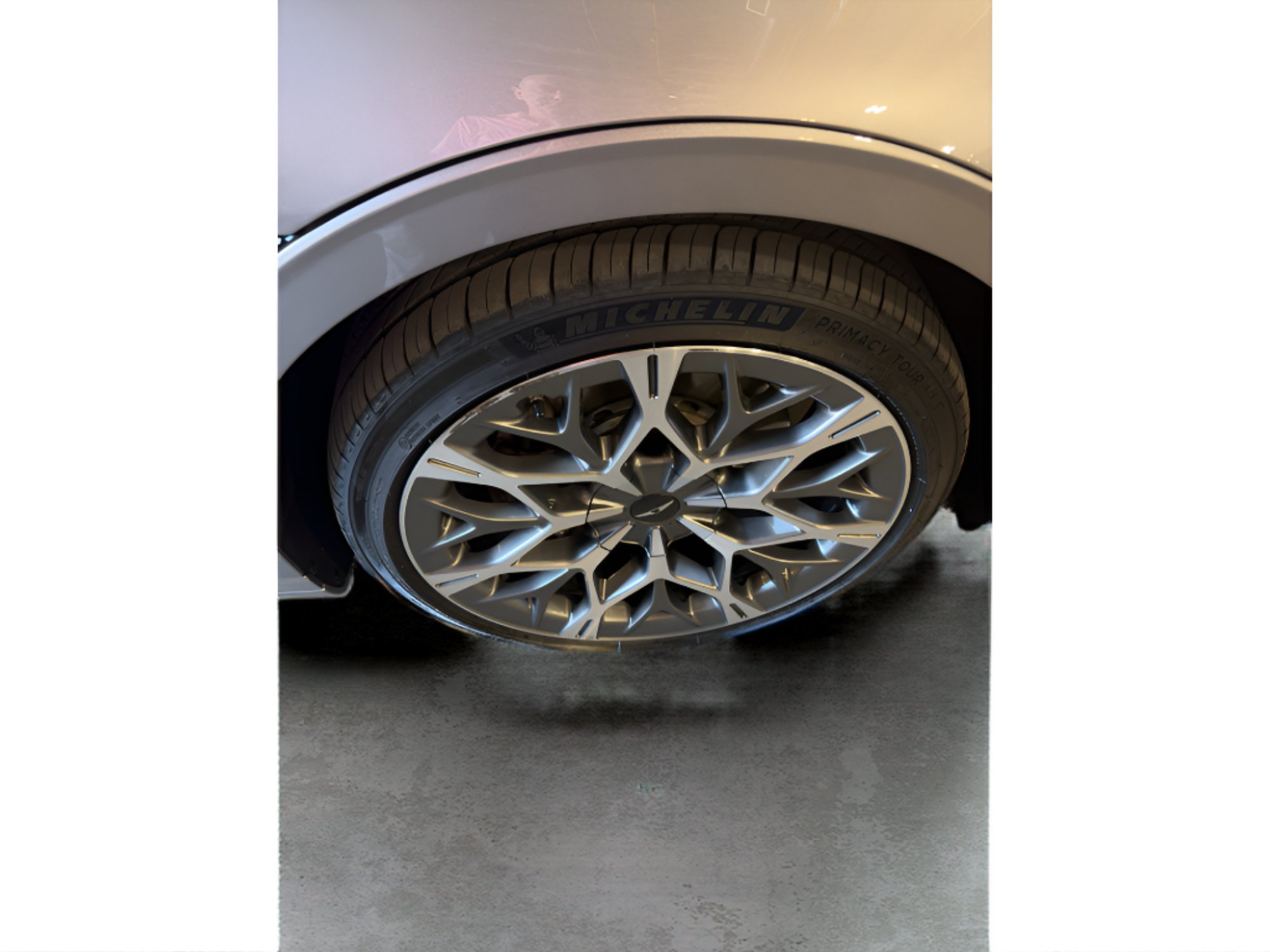 Used 2023 Genesis G90 3.5T AWD/4WD image 18