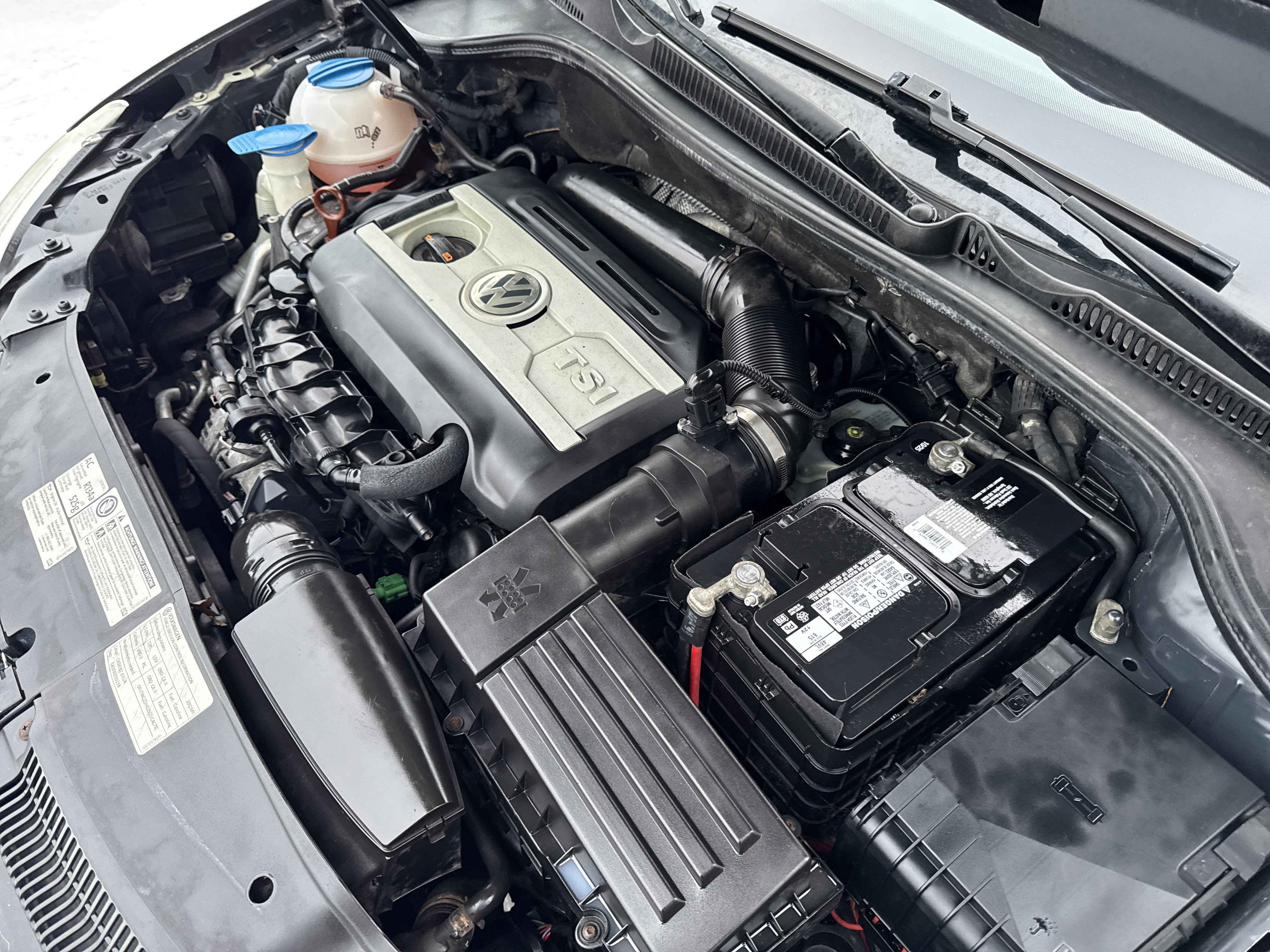 Used 2012 Volkswagen GTI 4-Door image 12