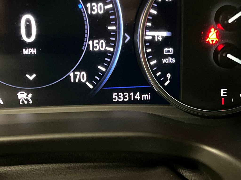 Used 2023 Buick Enclave Avenir w/ Avenir Technology Package AWD/4WD image 5