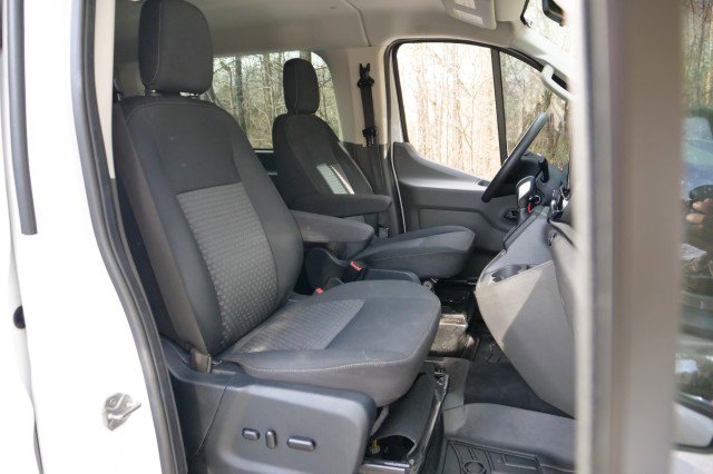 Used 2023 Ford Transit 350 XLT image 26