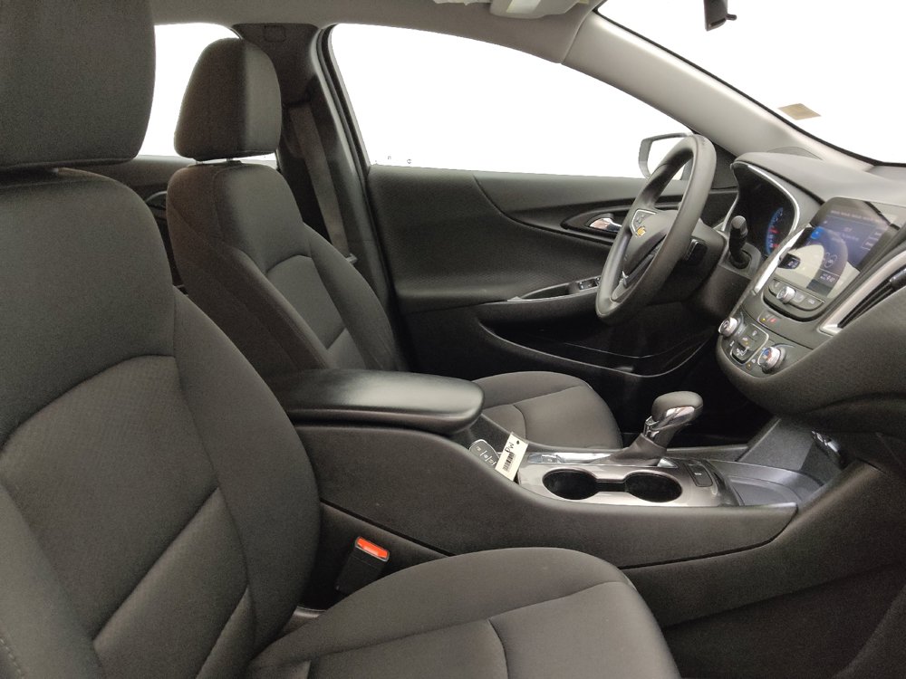 Used 2023 Chevrolet Malibu LS FWD image 21