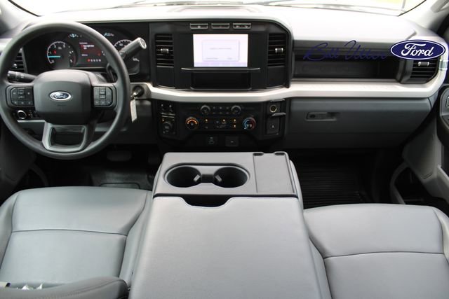 Used 2023 Ford F350 XL w/ FX4 Off-Road Package AWD/4WD image 14