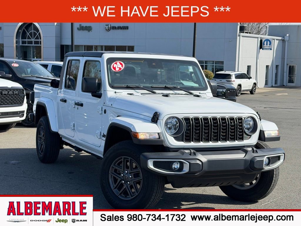 Used 2024 Jeep Gladiator Sport image 1