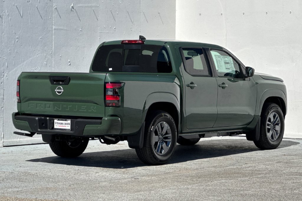 New 2026 Nissan Frontier SV w/ Tow Package RWD image 4