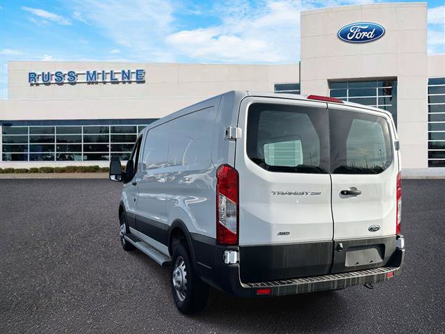 Used 2024 Ford Transit 250 Low Roof AWD w/ Exterior Upgrade Package image 5
