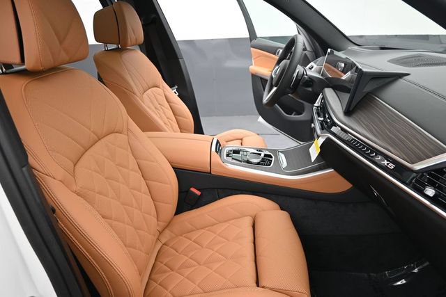 New 2026 BMW X5 xDrive40i w/ M Sport Package AWD/4WD image 24