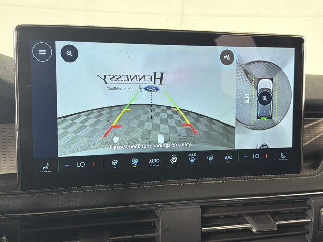 Used 2026 Lincoln Corsair Reserve FWD image 3