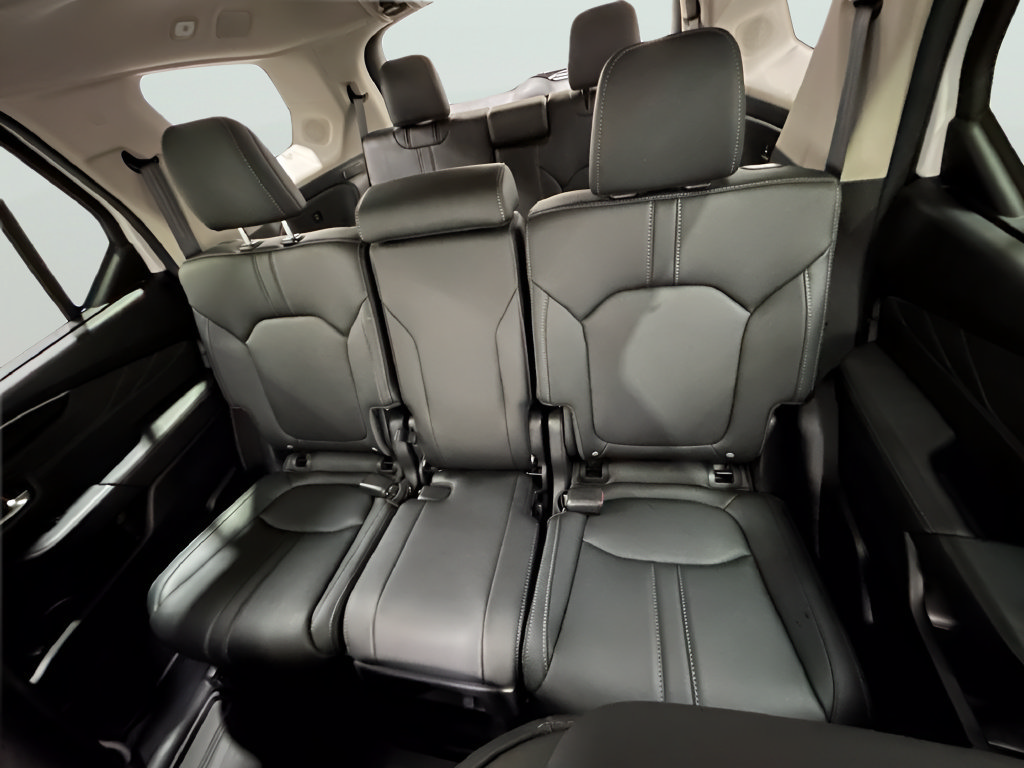 Certified 2026 Honda Pilot Touring image 25
