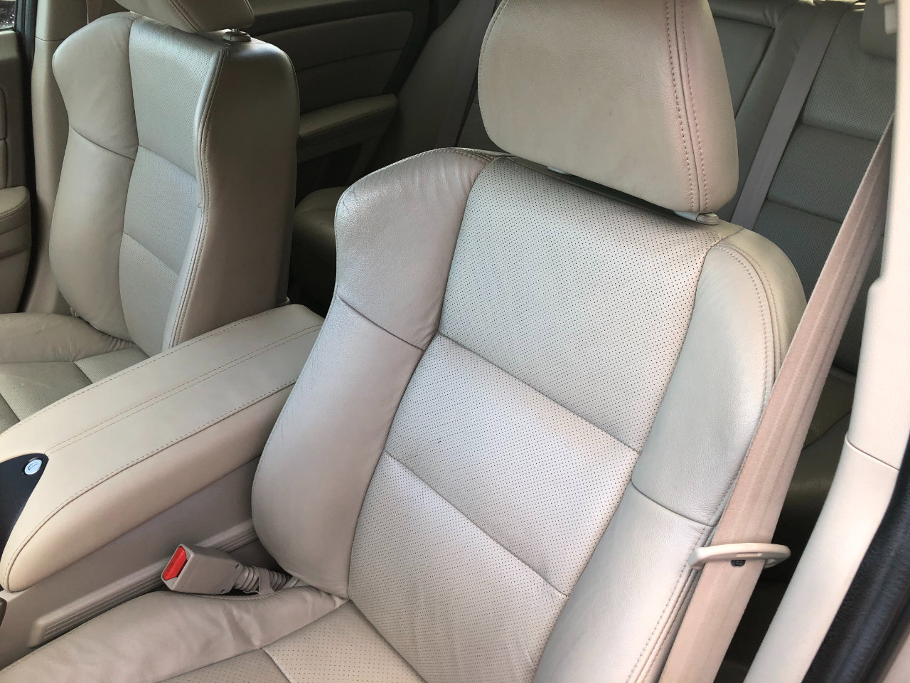 Used 2012 Acura RDX 5-Spd AT SH-AWD with Technolog image 12