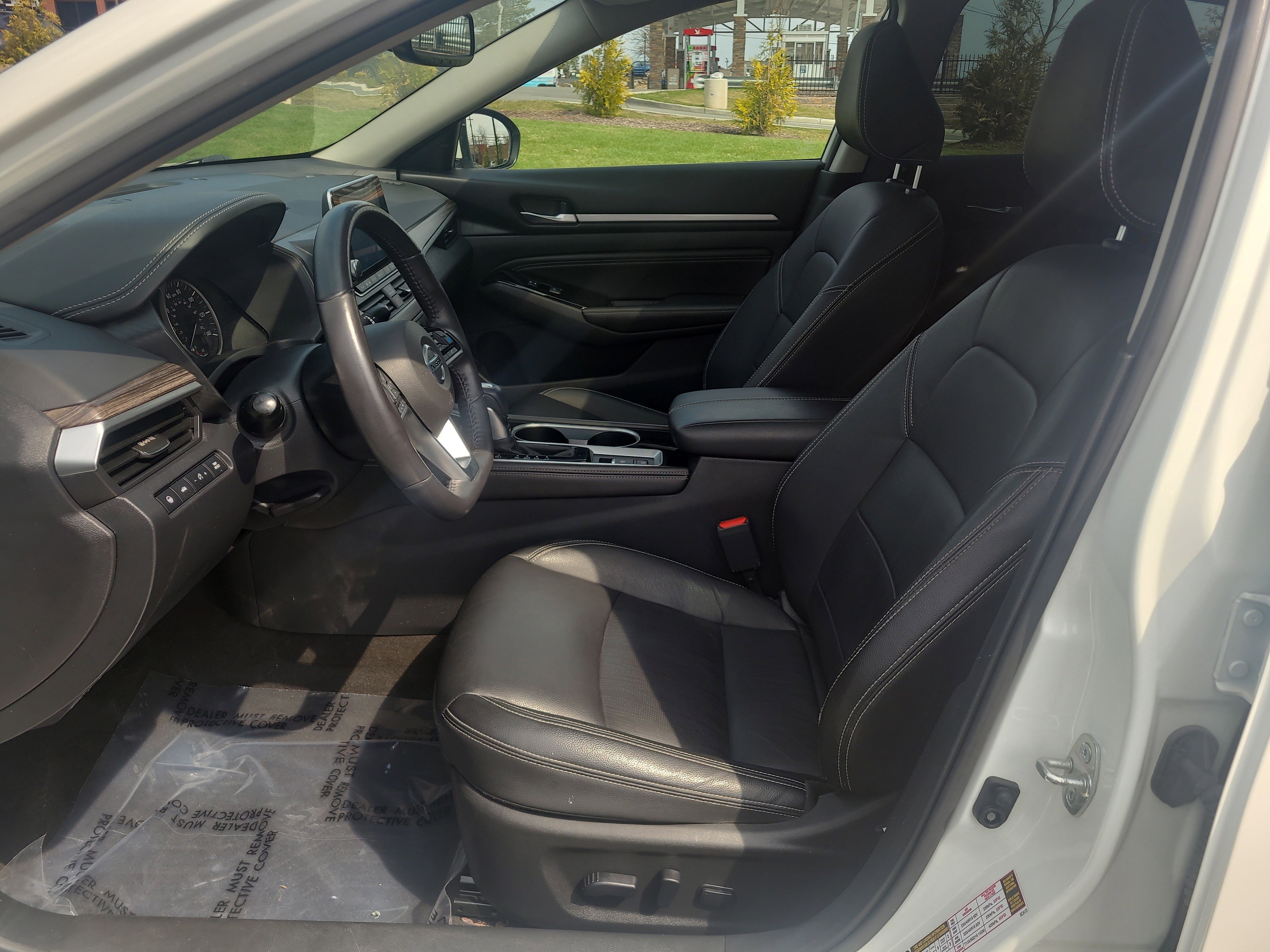 Used 2022 Nissan Altima 2.5 Platinum image 17