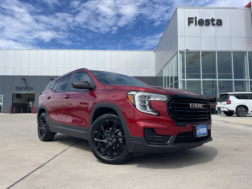 Used 2024 GMC Terrain SLE w/ Driver Convenience Package