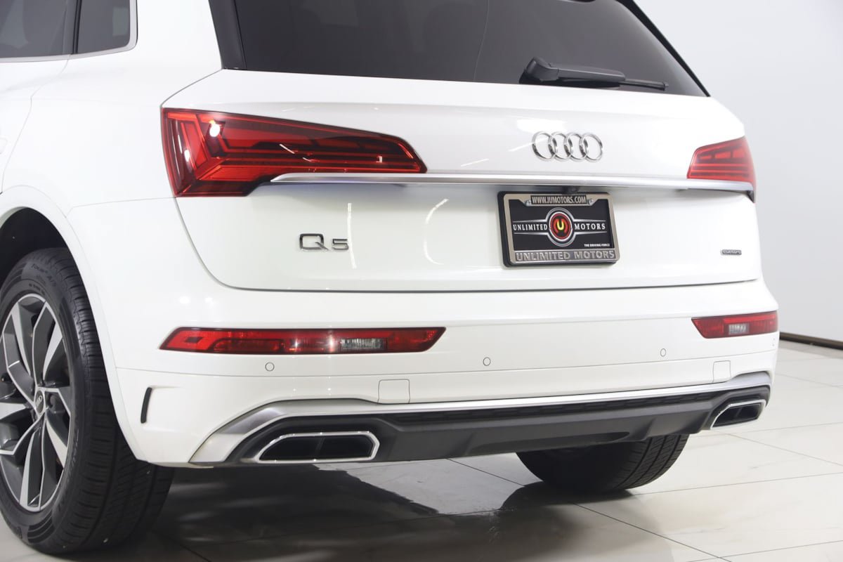 Used 2022 Audi Q5 2.0T Premium w/ Convenience Package AWD/4WD image 22