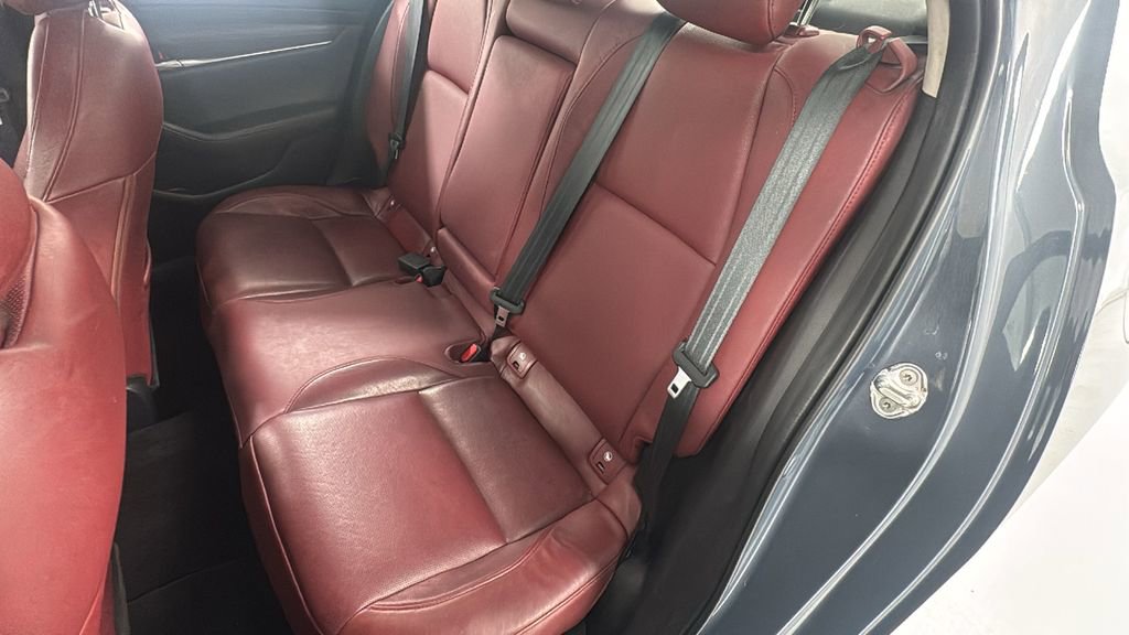 Used 2022 MAZDA MAZDA3 s image 12
