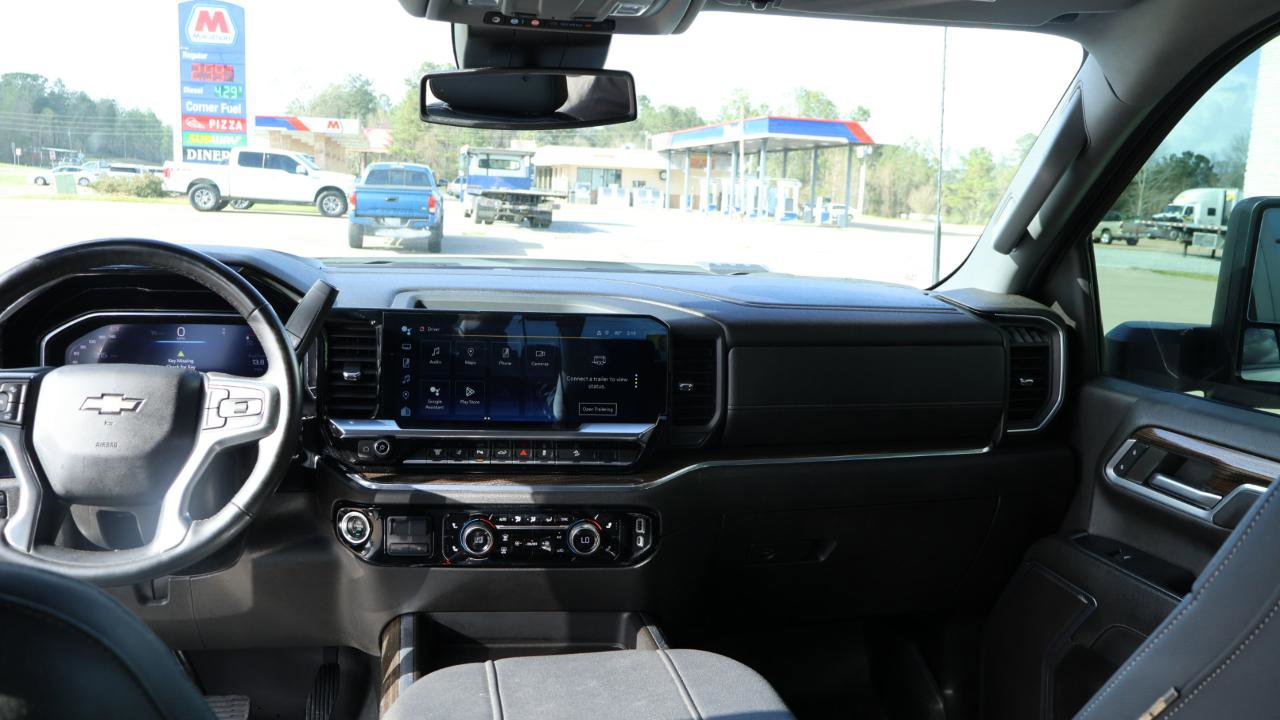 Used 2024 Chevrolet Silverado 2500 LT w/ Texas Edition image 11