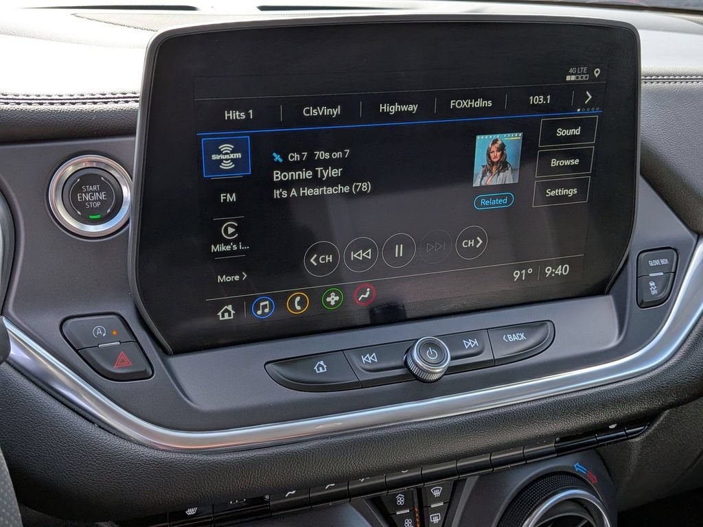 Used 2025 Chevrolet Blazer LT FWD image 18
