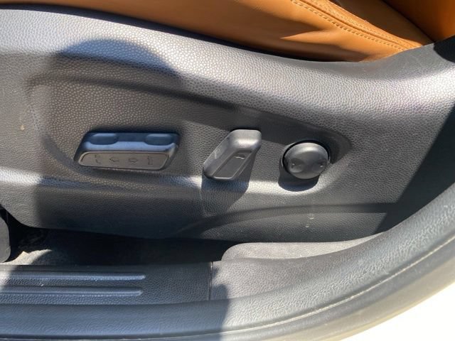 Used 2015 Kia Soul ! w/ Sun & Sound Package FWD image 32