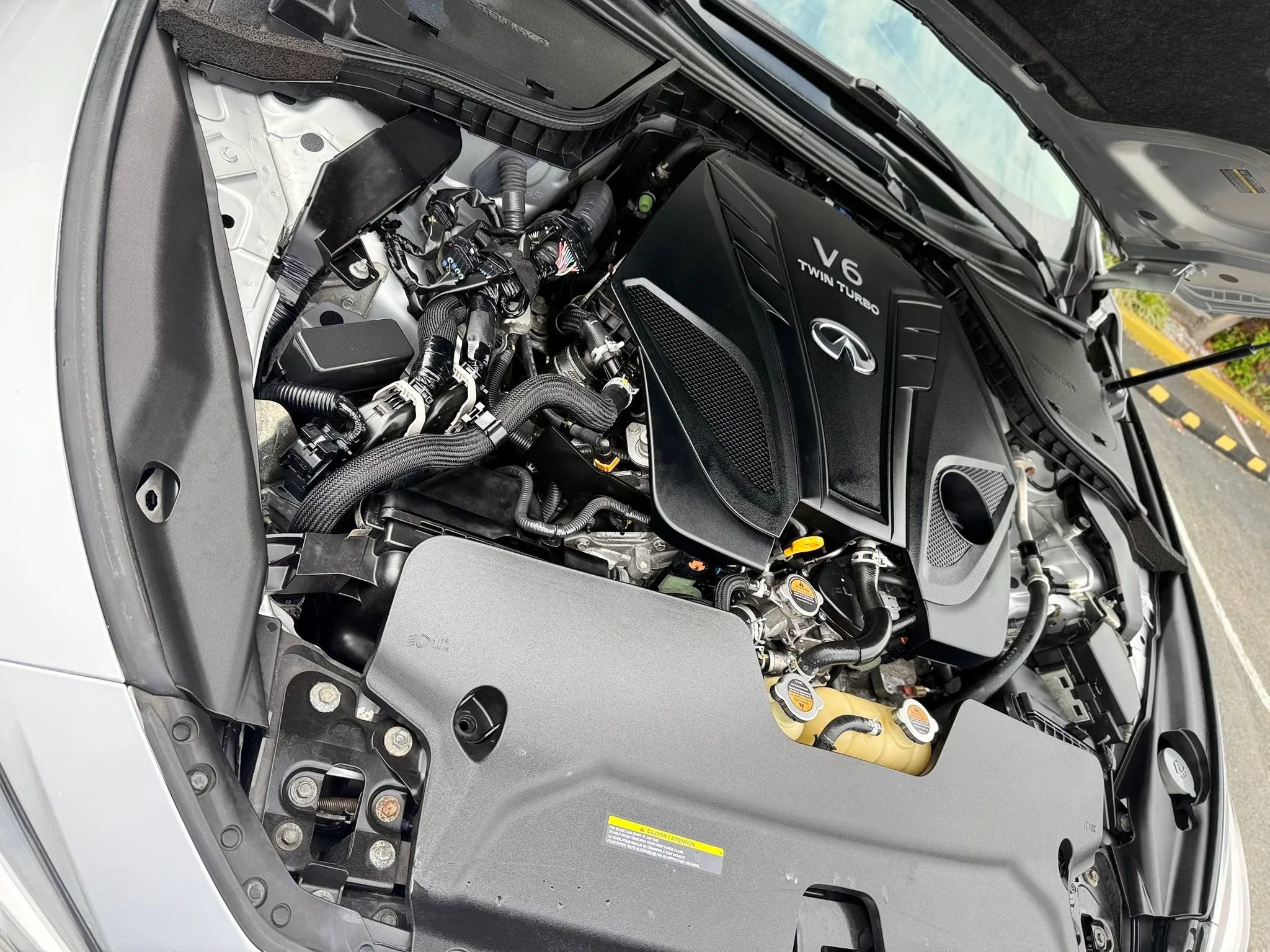 Used 2019 INFINITI Q50 Luxe w/ Essential Package (3.0T Luxe) AWD/4WD image 41