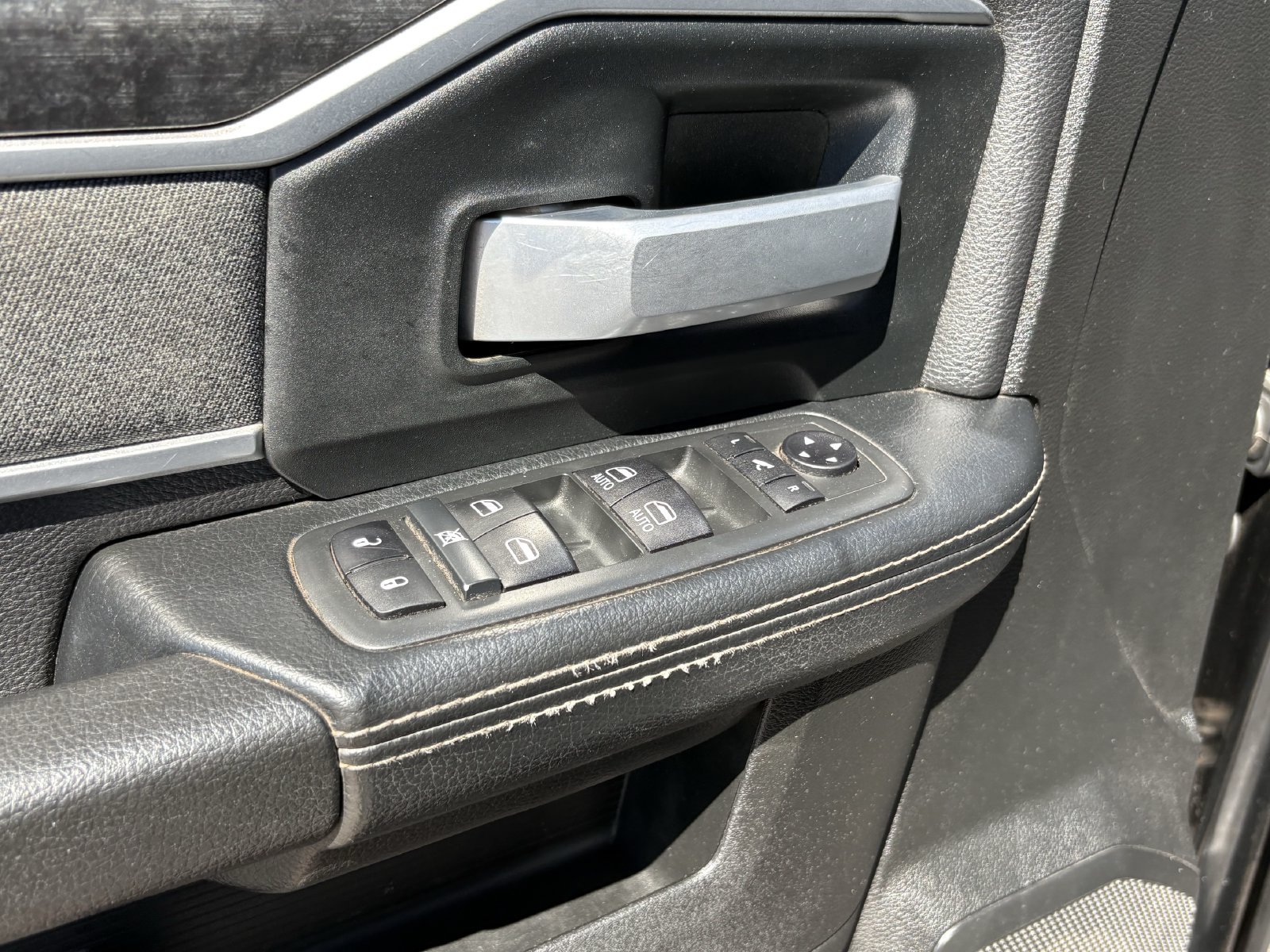 Used 2020 RAM 2500 Big Horn w/ Night Edition AWD/4WD image 24
