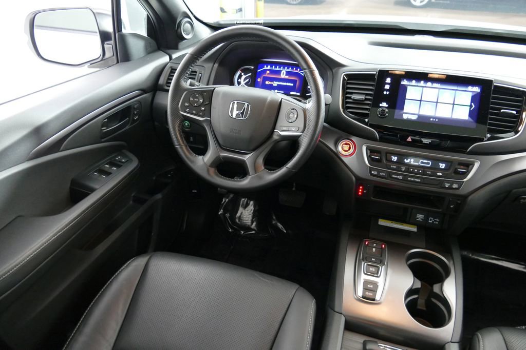 Used 2023 Honda Passport EX-L image 8