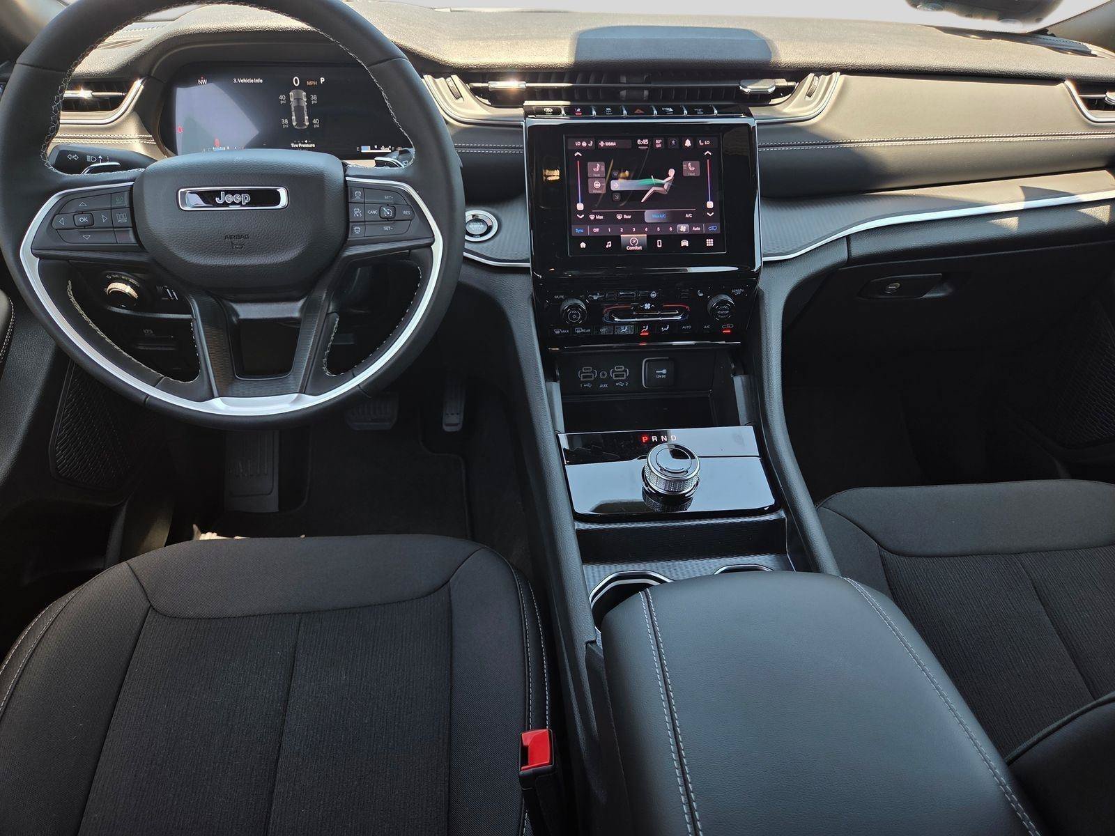 New 2026 Jeep Grand Cherokee Laredo X RWD image 5