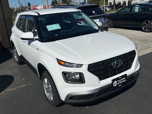 New 2026 Hyundai Venue SE FWD image 4