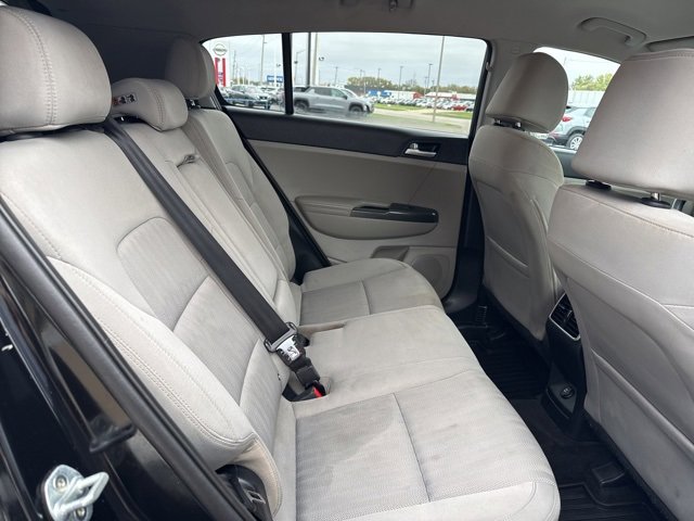 Used 2020 Kia Sportage LX image 16