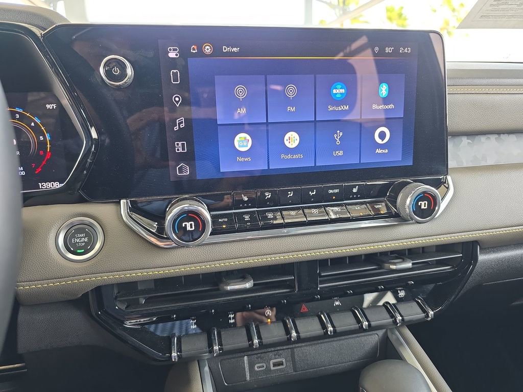 Used 2024 Chevrolet Colorado ZR2 w/ ZR2 Bison Edition image 13