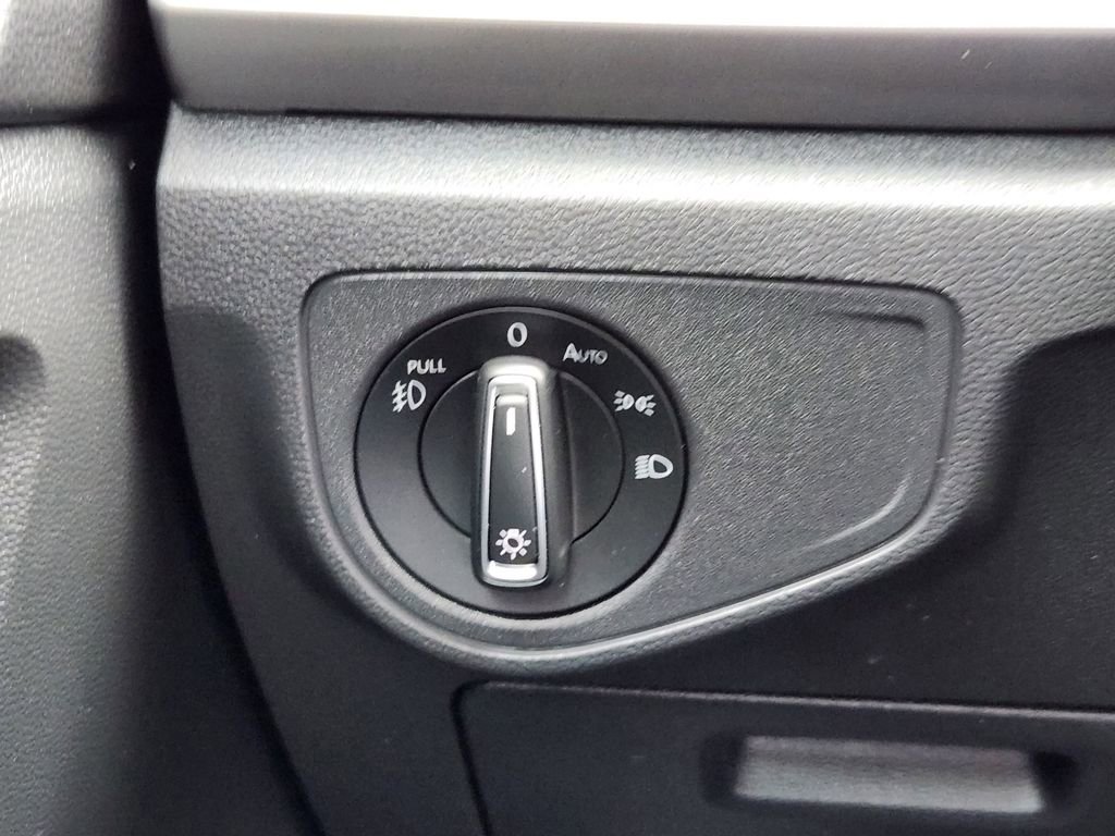 Used 2019 Volkswagen Atlas SE w/ Panoramic Sunroof Package AWD/4WD image 17