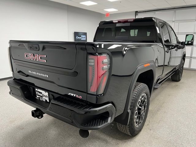 Used 2025 GMC Sierra 3500 AT4 w/ AT4 Premium Plus Package AWD/4WD image 9