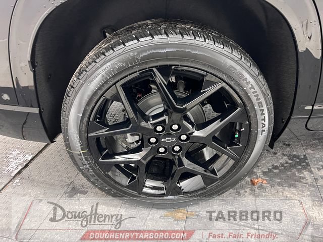 New 2026 Chevrolet Traverse RS w/ LPO, Floor Liner Package AWD/4WD image 19