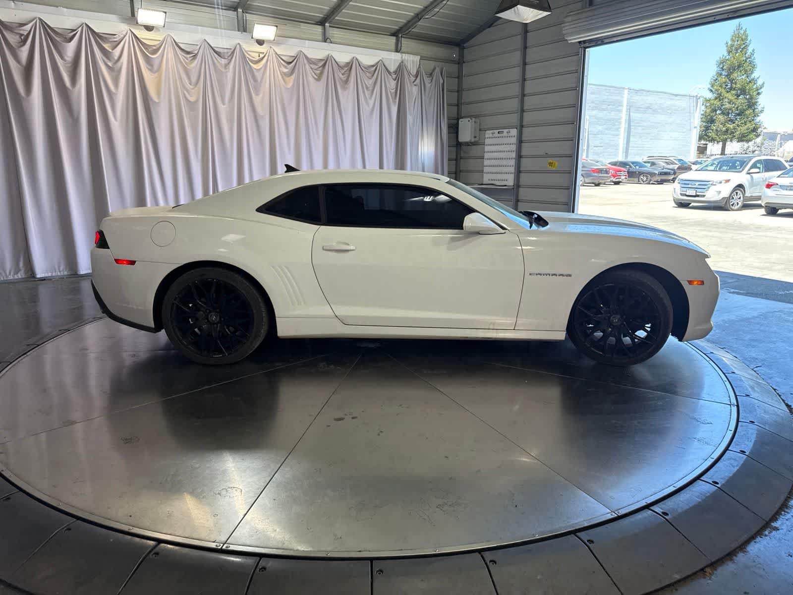 Used 2014 Chevrolet Camaro LS RWD image 4