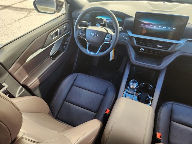 New 2026 Ford Explorer Platinum image 10