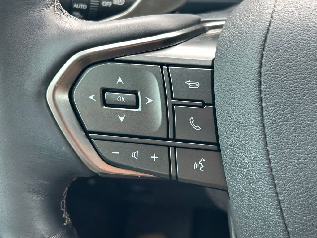 Used 2025 Lexus LX 700h Luxury image 49