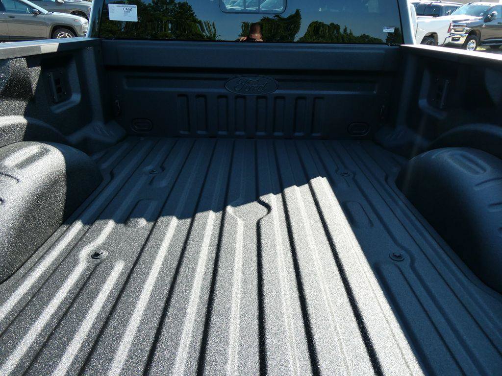New 2026 Ford F250 Lariat w/ Black Appearance Package AWD/4WD image 7