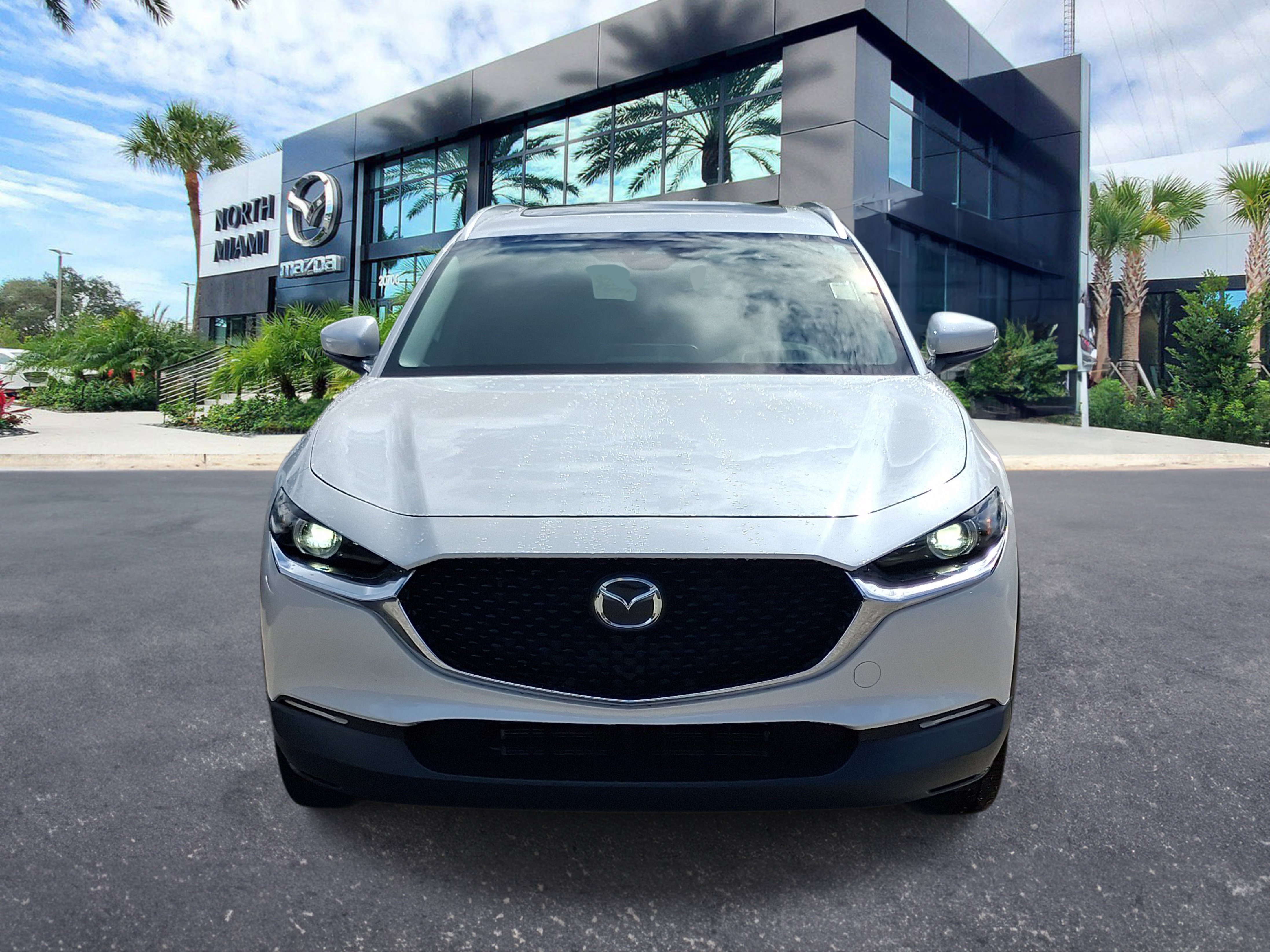 Used 2023 MAZDA CX-30 AWD 2.5 S w/ Premium Package image 2