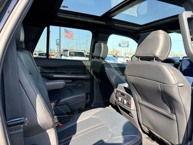 Used 2024 Ford Expedition Max Platinum AWD/4WD image 15