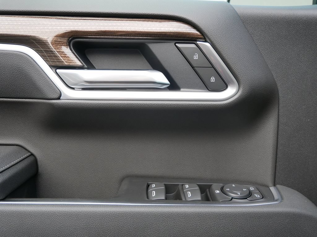New 2026 Chevrolet Silverado 1500 LT AWD/4WD image 15