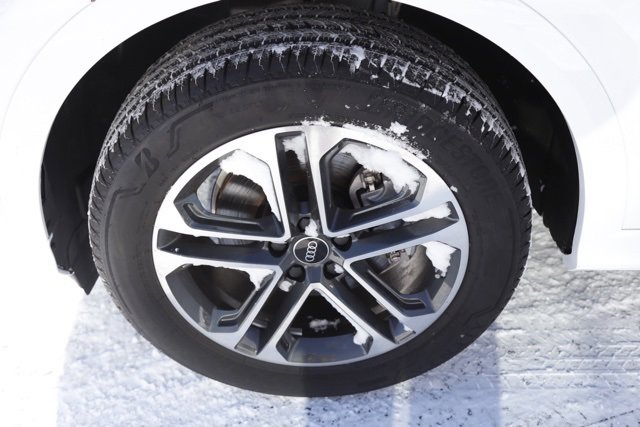 New 2025 Audi Q5 Premium image 10