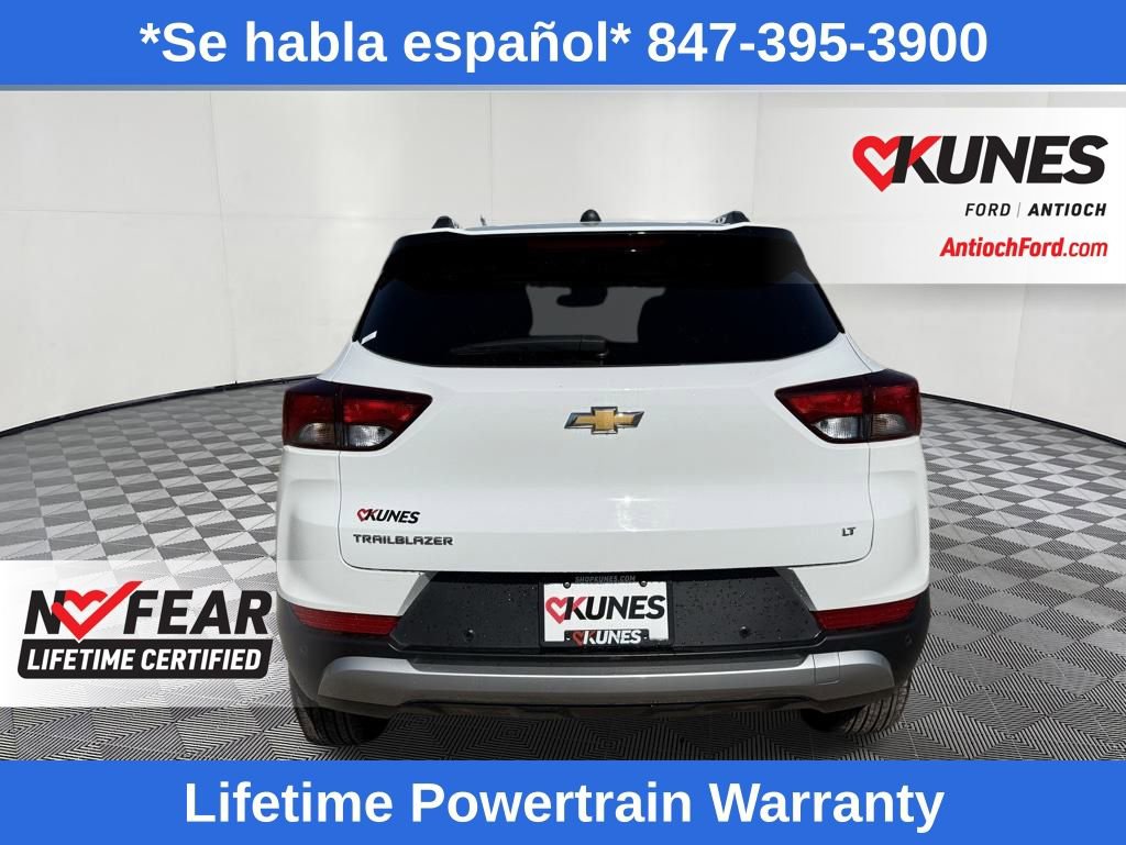 Used 2024 Chevrolet TrailBlazer LT w/ Driver Confidence Package image 4