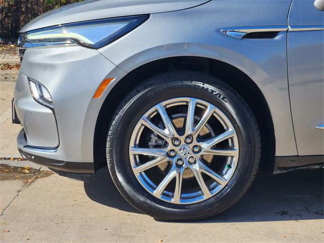 Used 2023 Buick Enclave Essence w/ Experience Buick Package image 8