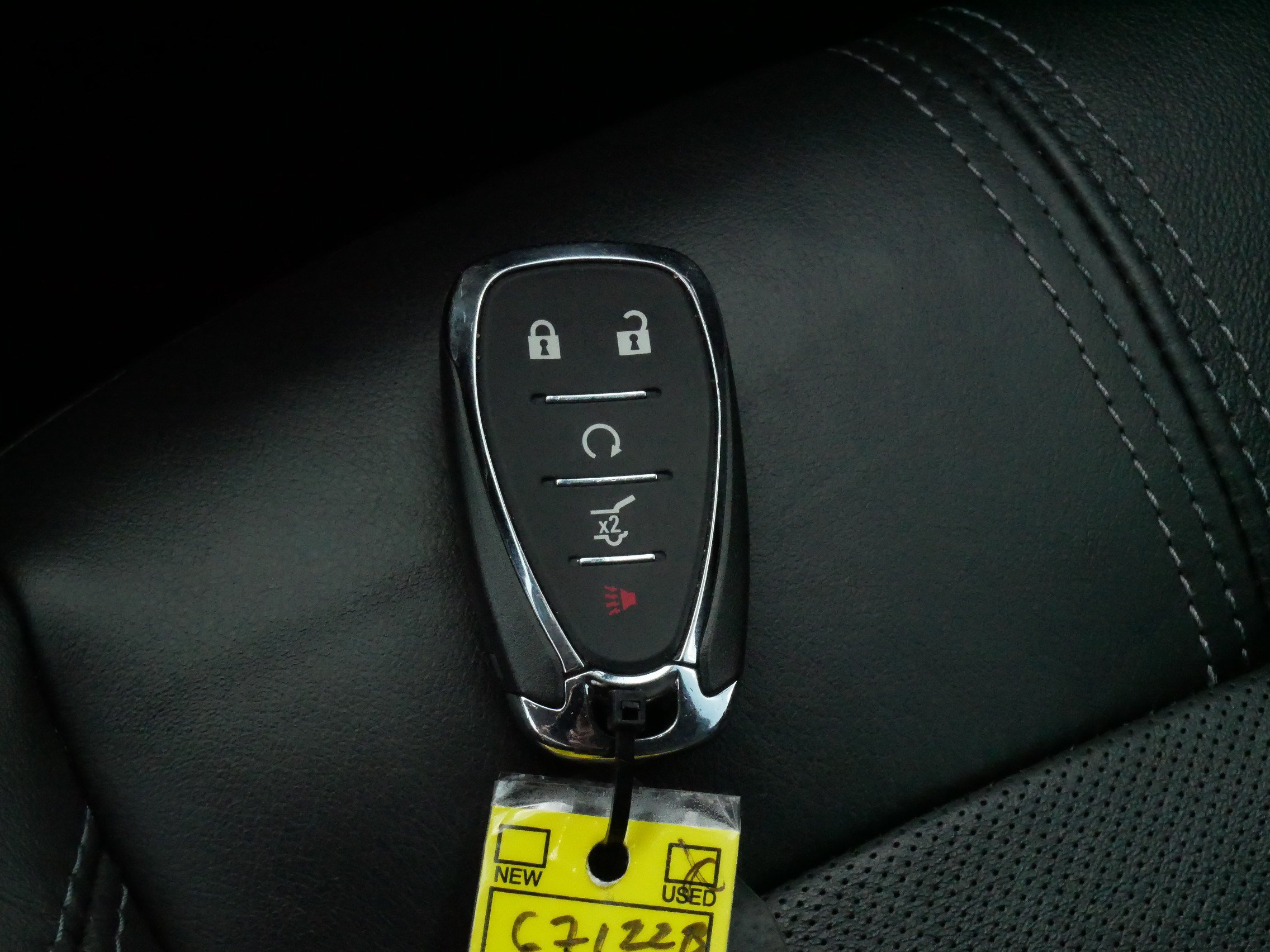 Used 2019 Chevrolet Blazer LT AWD/4WD image 32