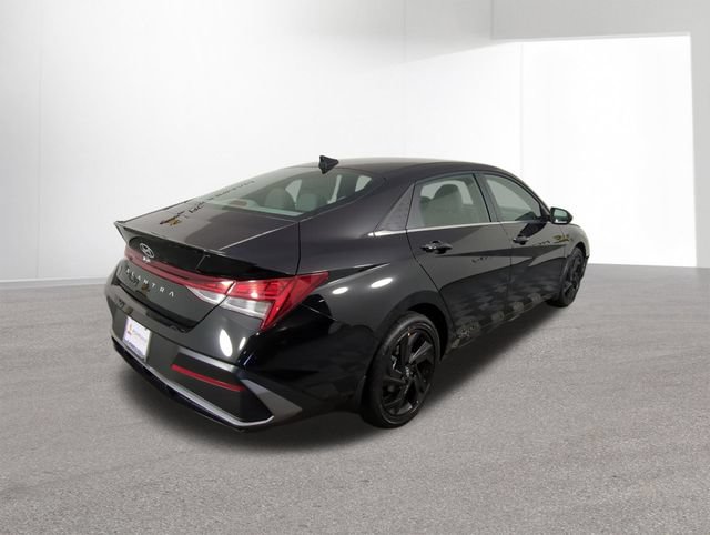 New 2026 Hyundai Elantra SEL Sport Premium FWD image 12