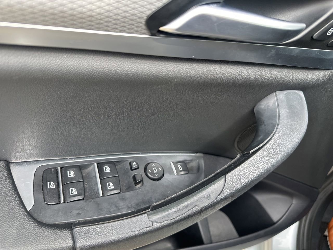 Used 2019 BMW X3 sDrive30i w/ M Sport Package 2 image 9