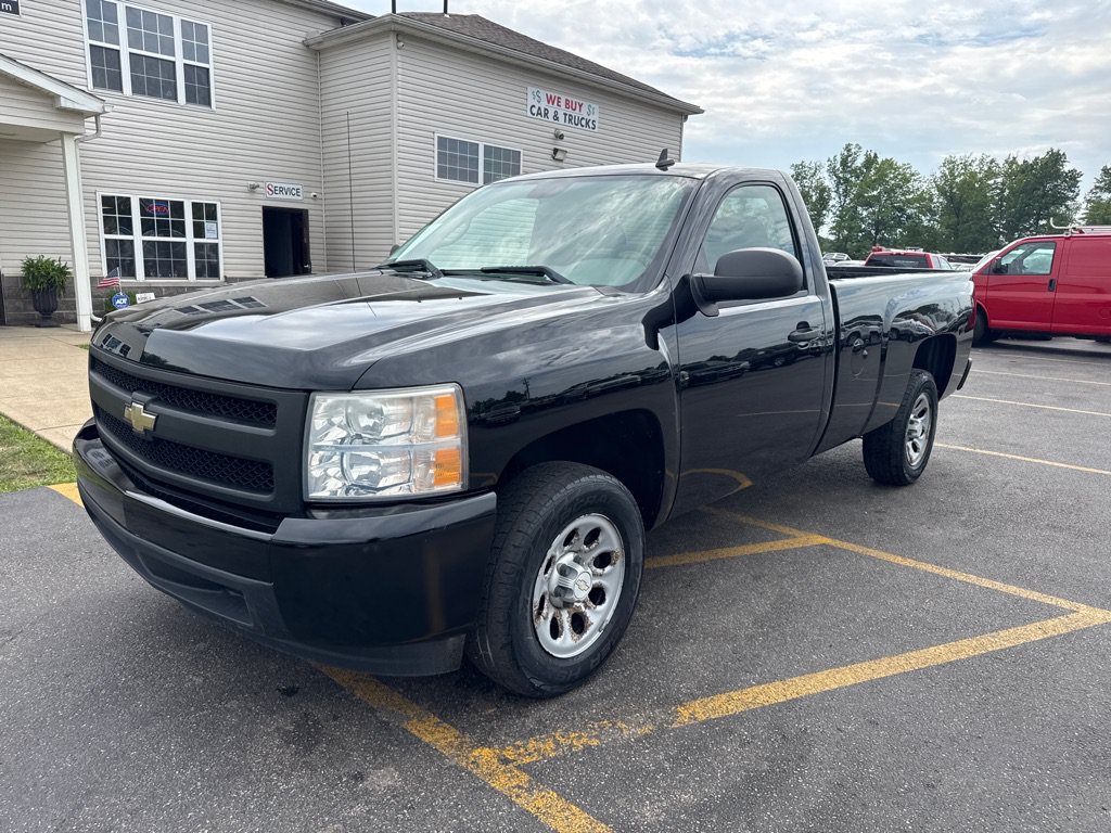 Used 2007 Chevrolet Silverado 1500 W/T RWD image 2
