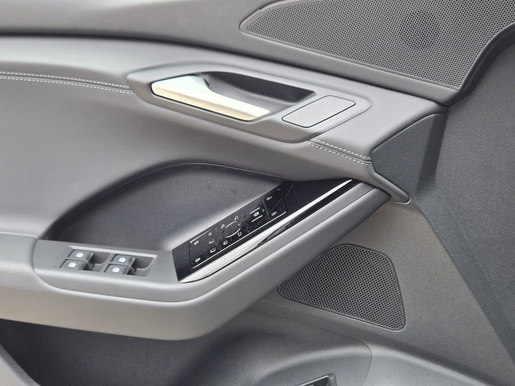 New 2027 Audi Q6 e-tron Premium AWD/4WD image 28